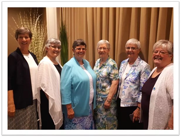 Group picture AofW.jpg